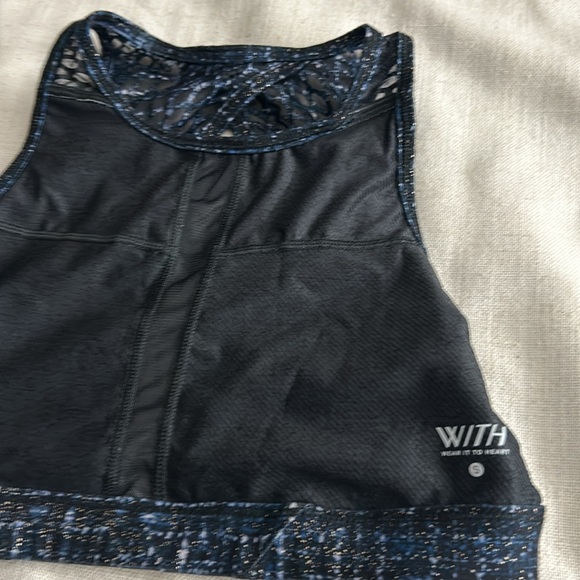 Peloton Sports Bra - Picture 4 of 9